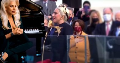 Lady Gaga y JLO en la ceremonia