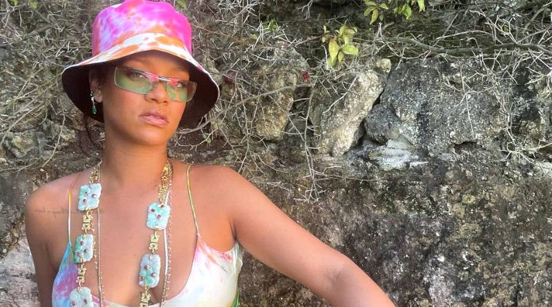 Rihanna tiene suspendida la producción de ropa Fenty