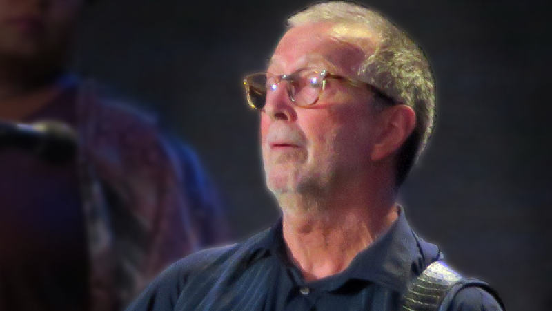 Eric Clapton ahora pide a sus fans test de vacunación